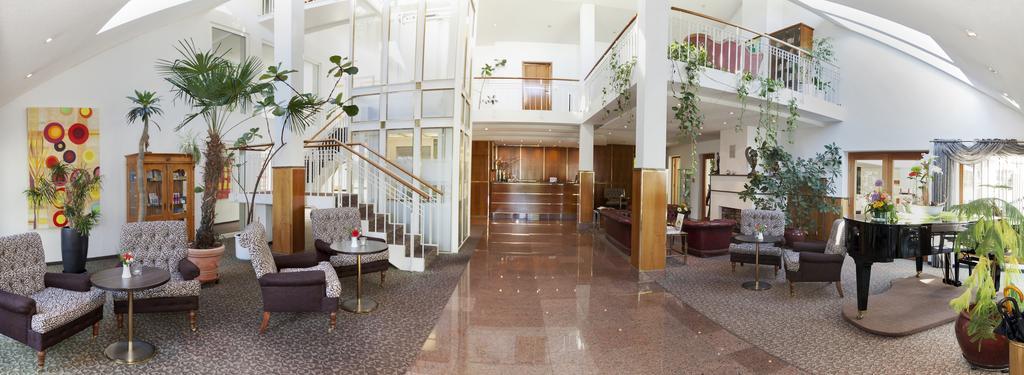 Romantik Hotel Johanniter-Kreuz Юберлінген Екстер'єр фото