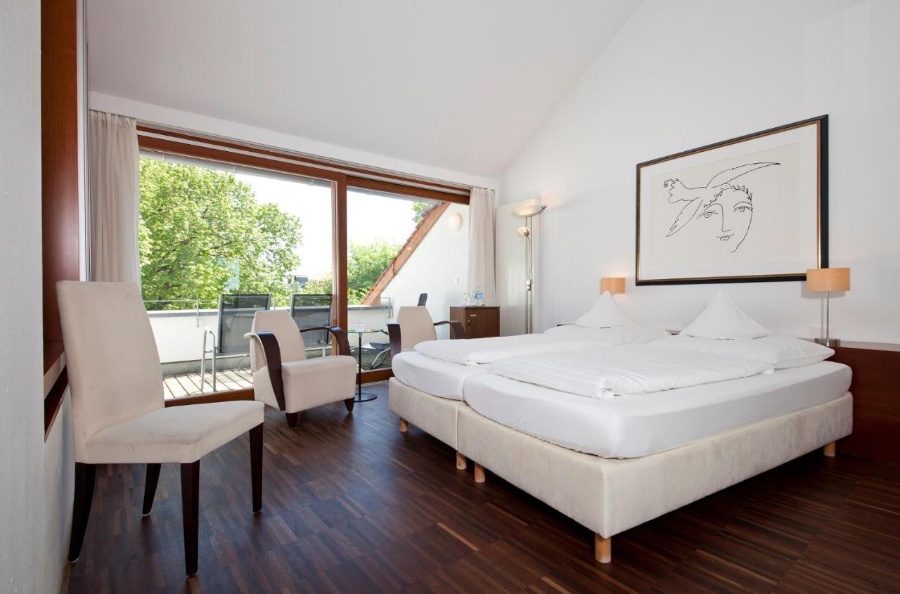 Romantik Hotel Johanniter-Kreuz Юберлінген Екстер'єр фото